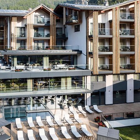 Ciampedie Luxury Alpine Spa Hotel Віго-ді-Фасса Екстер'єр фото