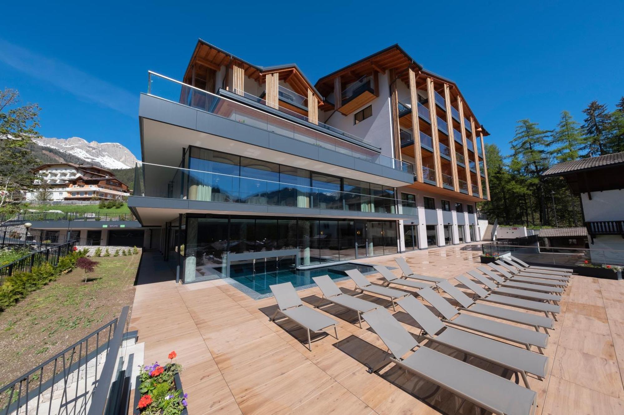 Ciampedie Luxury Alpine Spa Hotel Віго-ді-Фасса Екстер'єр фото