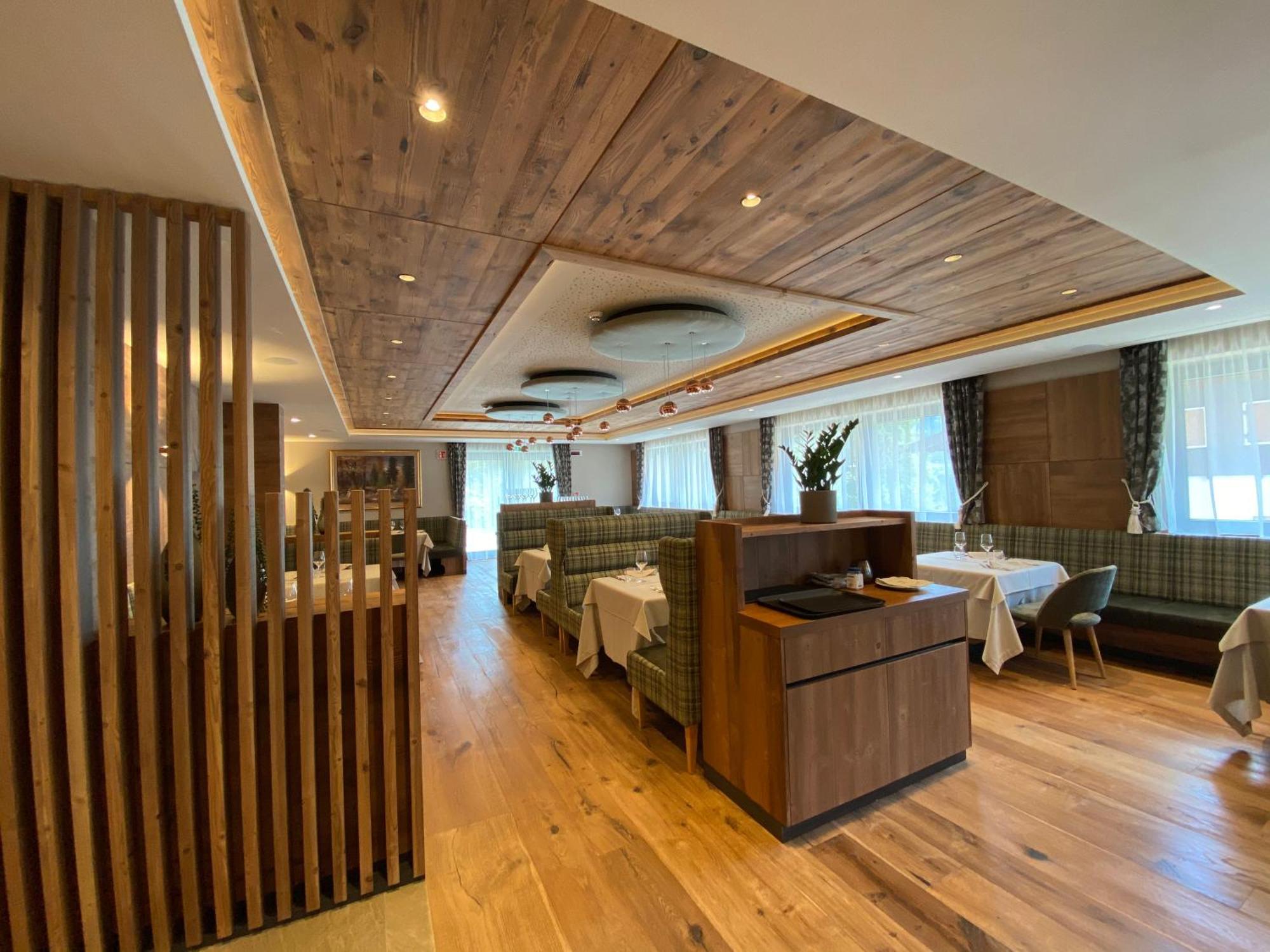 Ciampedie Luxury Alpine Spa Hotel Віго-ді-Фасса Екстер'єр фото