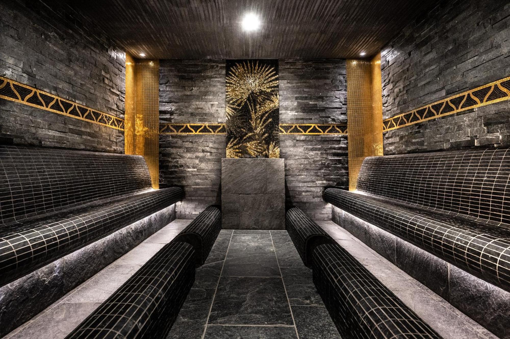 Ciampedie Luxury Alpine Spa Hotel Віго-ді-Фасса Екстер'єр фото